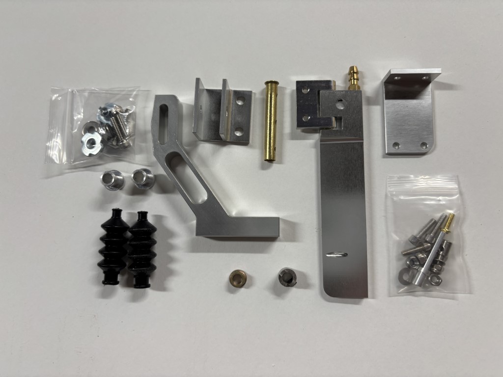 (image for) 21GT/ R4 Outrigger Basic Hardware Combo